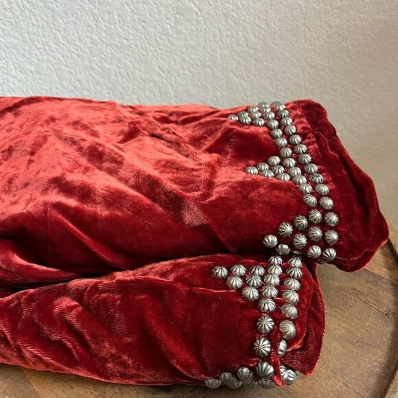 Double D Ranch Velvet Studded Red Pillow Cases Euro Size - Picture 2 of 5